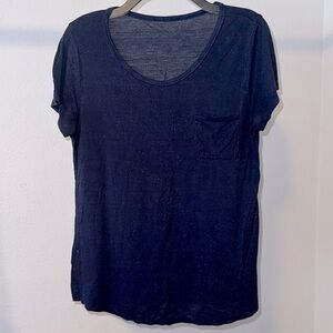 🍀5/$15🍀 basic top Navy blue Size Small